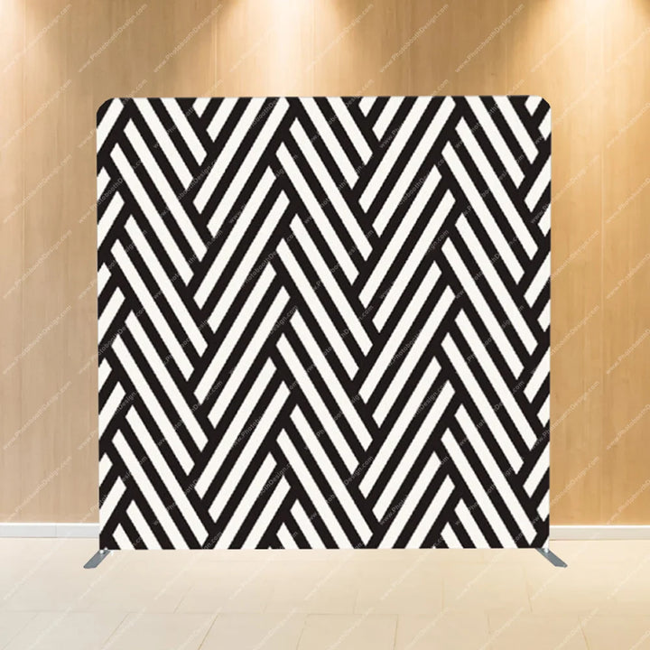 Herringbone Black & White – Pillow Cover Backdrop